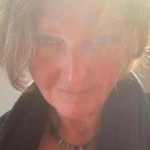 Meet your Posher, Alyson